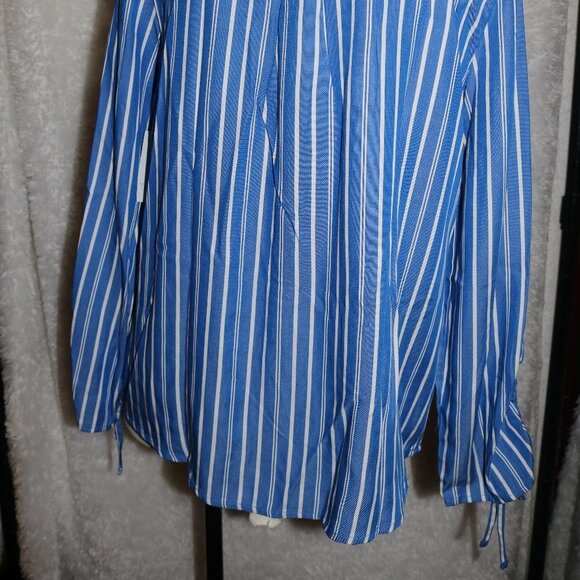 Daily Thread blue stripe longsleeve ladies button down medium 100% rayon - Picture 5 of 8